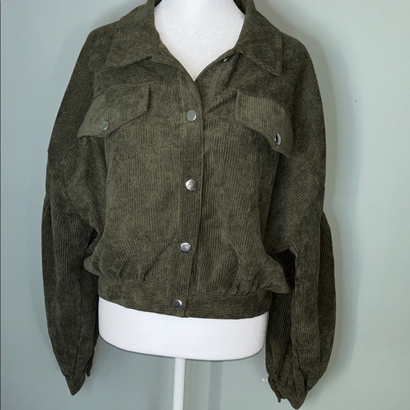Road Tripping Corduroy Jacket from Fashion Nova Size Medium NWT - Picture 2 of 15